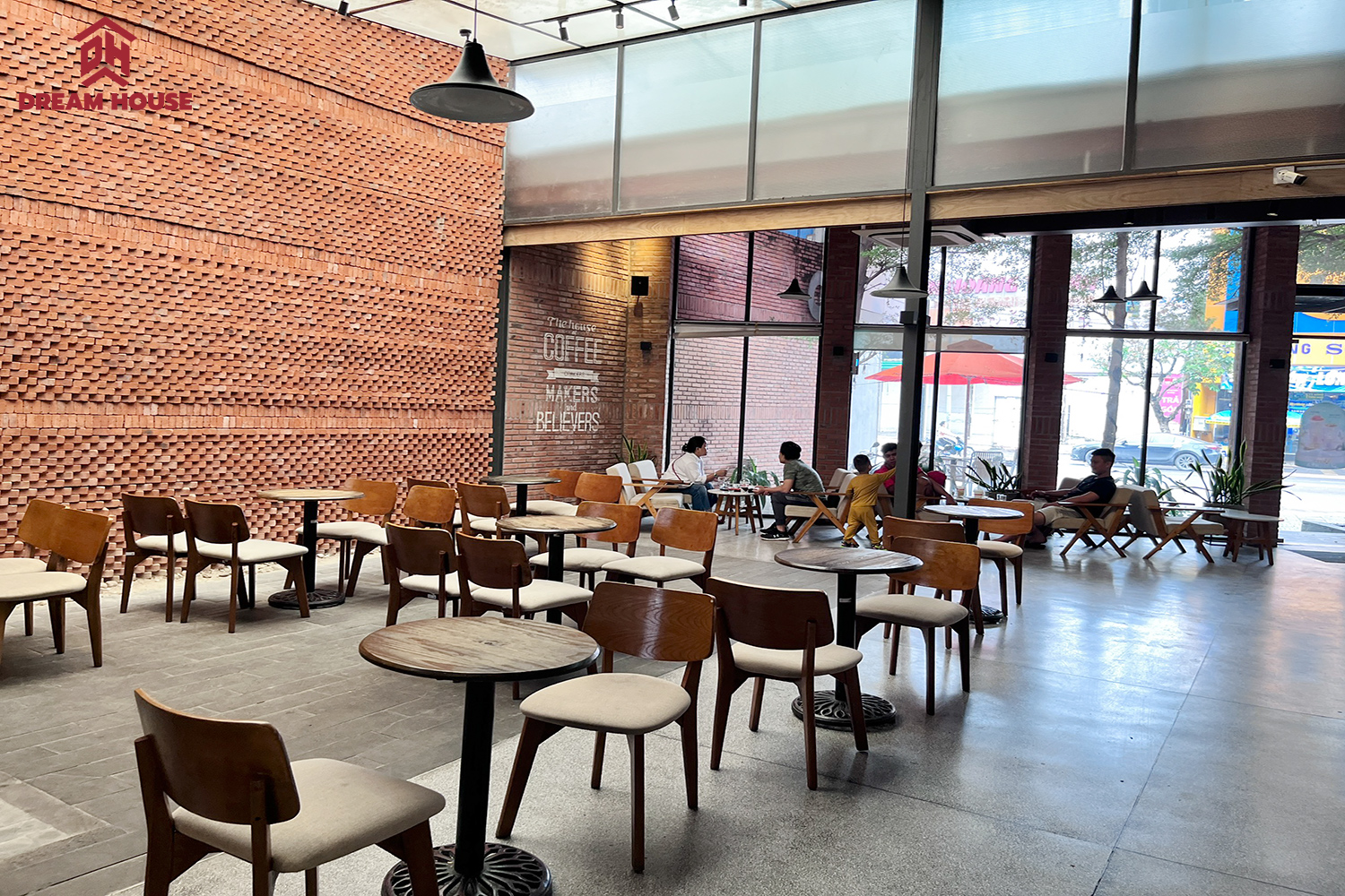 the-coffee-house-ba-ria-vung-tau-04.jpg